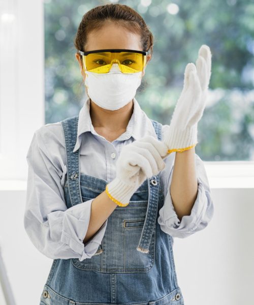 woman-with-safety-protection-equipment